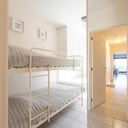 Mesanges - 0401 + Box 1/2 Apartment *